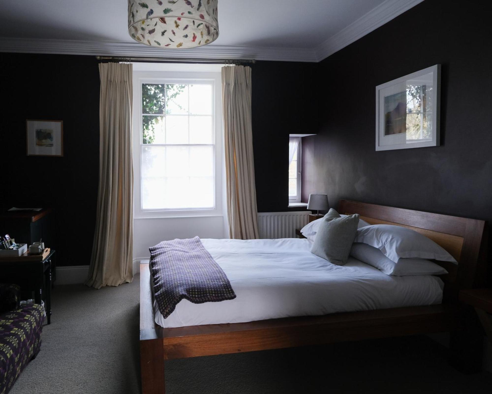 Llys Meddyg Hotel นิวพอร์ต ภายนอก รูปภาพ